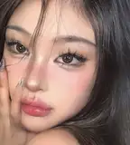 alisonvandenberg74
